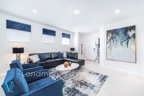 Interior - Pool/Game Luxurious Home 1187AB (Davenport)
