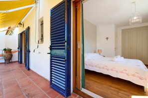 4 Schlafzimmer, BĂŒgeleisen/BĂŒgelbrett, kostenloses WLAN