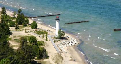 Lake Superior shoreline in Paradise, MI