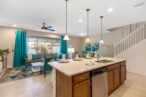 Interior - Thematic, New Townhouse, Private Pool, Clubhouse (Kissimmee)