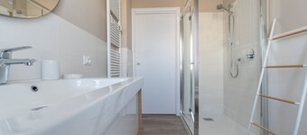 Baracca 7 B - One Bedroom Apartment, Sleeps 4