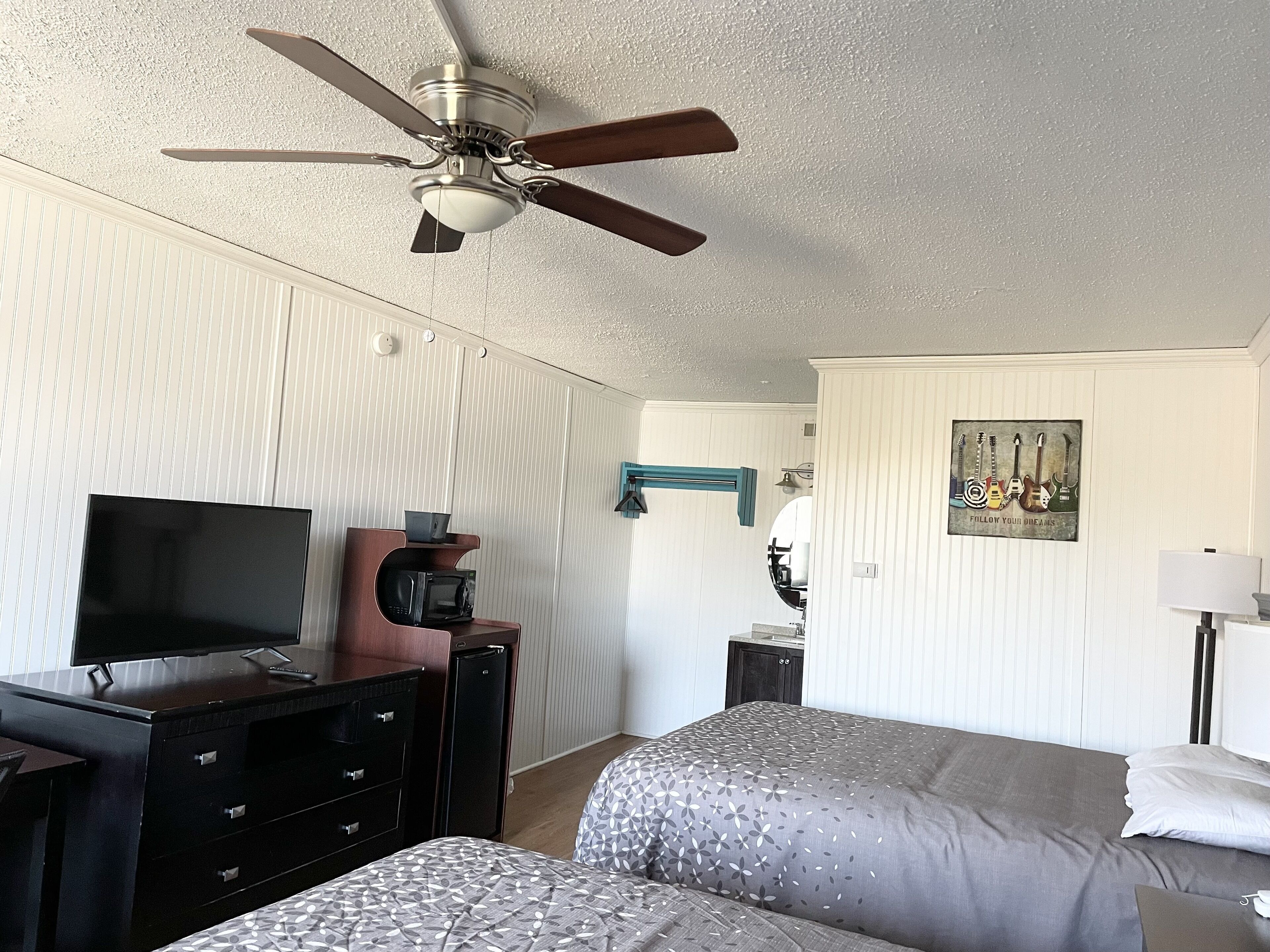 Photo - Rodeway inn- Nashville airport - Downtown - Mexican Restaurant on site