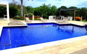 Outdoor pool - Casa Quinta con Piscina Privada Girardot (Girardot)