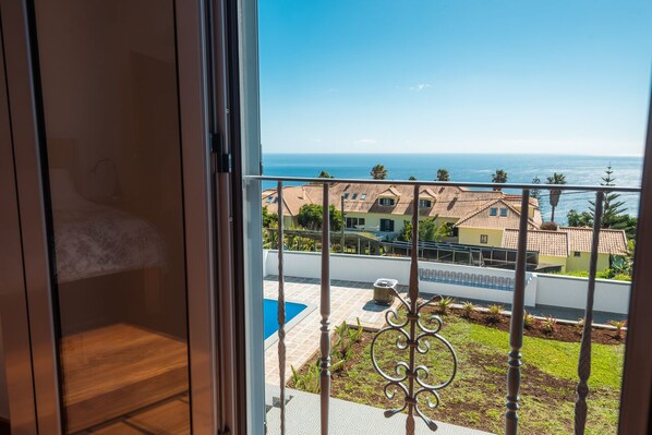 Interior - Beautiful country Villa with a small house onsite which together sleeps 6 people (Estreito da Calheta Madeira)