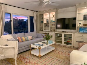 Flat-screen TV, printers - Serenity Over the Lagoon-- 3 BR/3 BA Villa w/ Lagoon Views! 8 Min walk to Beach! (Kiawah Island)