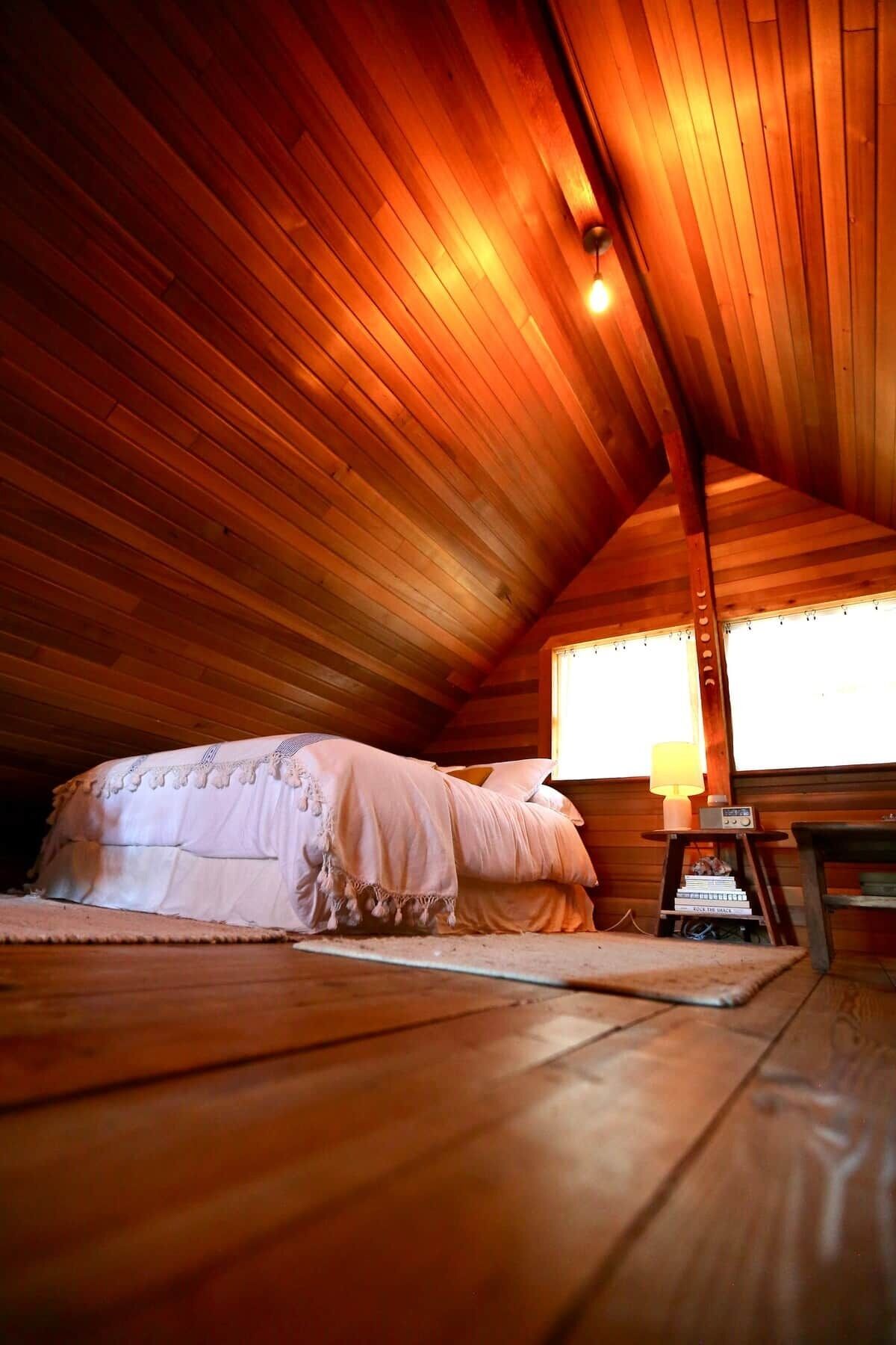 Lit parapluie, Wi-Fi gratuit, draps fournis