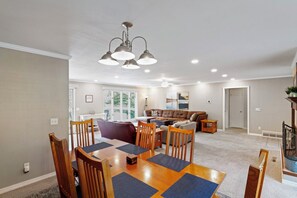 Interior - 5+ BR lakefront home w/swim dock. High Speed WiFi. (Shell Knob)