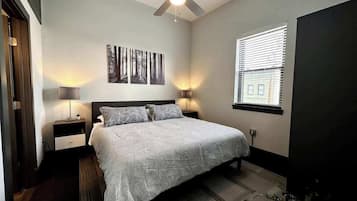 1 bedroom, iron/ironing board, free WiFi, bed sheets