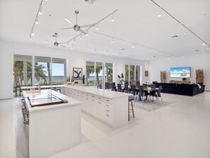 Casa (Dream Home) | Cozinha privada