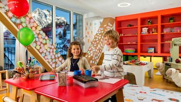 Children’s play area – indoor