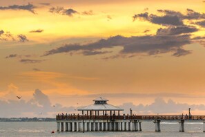 Condo (16360 Dublin Cir #202) | Beach