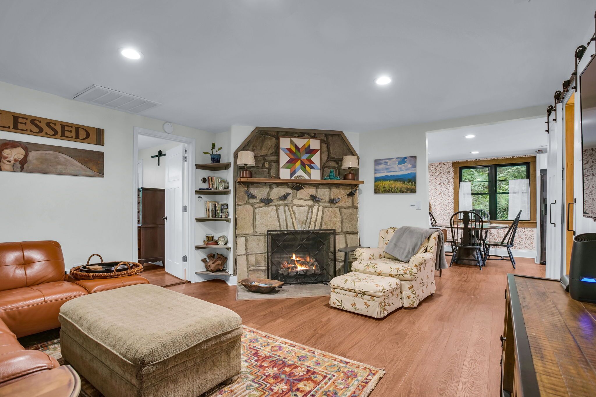 Smart TV, fireplace, video games, DVD player