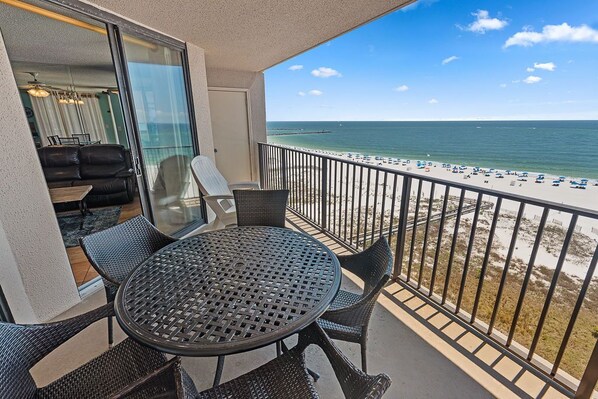 Appart'hôtel Deluxe, 3 chambres, balcon, en front de plage (801) | Balcon