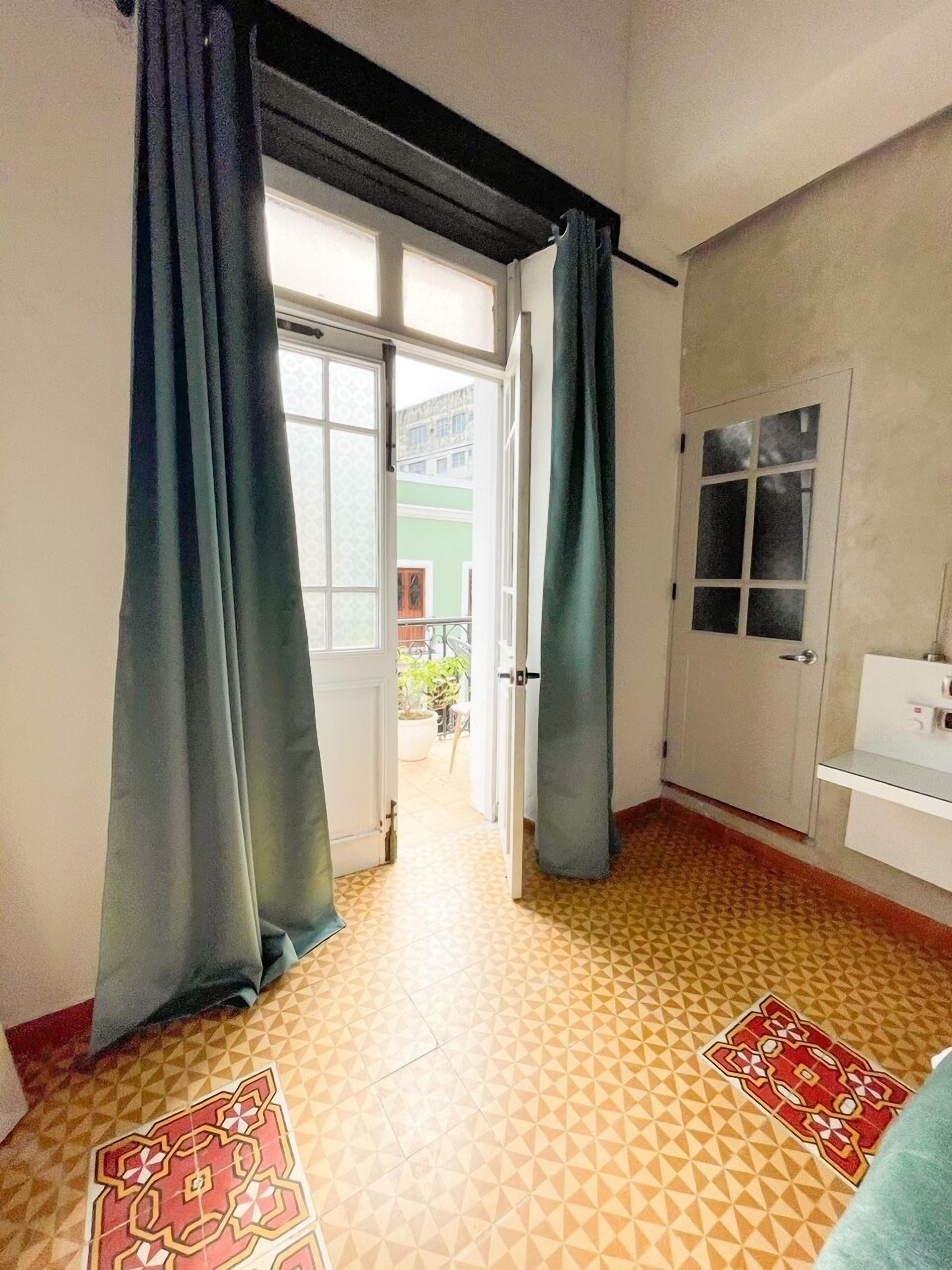 superior double room | 1 bedroom, down duvets, in-room safe, desk