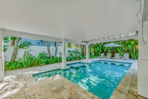 Uppvärmd pool