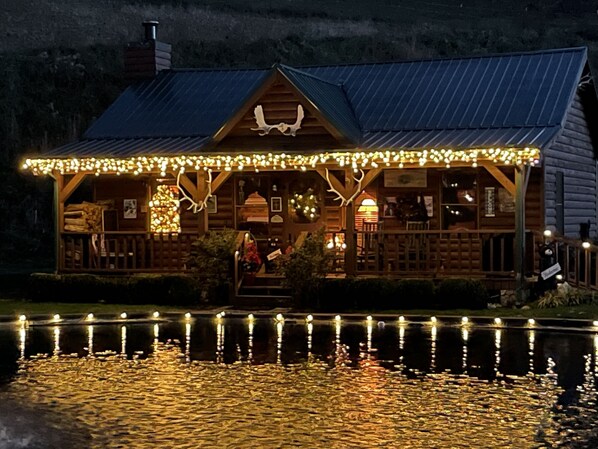 Exterior - Fantastic "Black Bear Cabin" In Lynn Valley (Elizabethton)