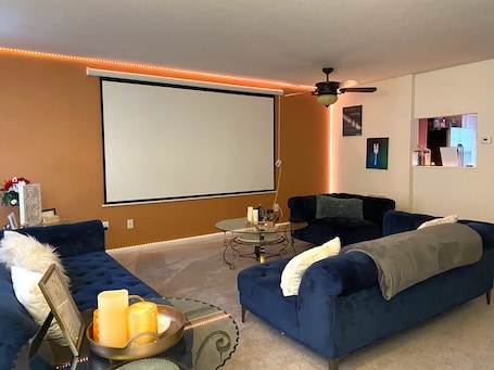 TV, music library, video library, stereo. The Royal Hideout