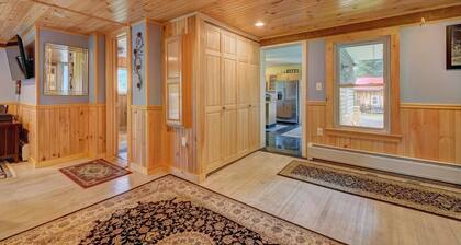 Wildlife Lakeside Cottage
beautiful views, amazing wildlife, great location