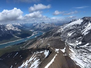 Unclassified image, 4 of 48, button