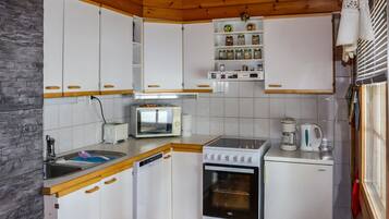 Réfrigérateur, micro-ondes, lave-vaisselle