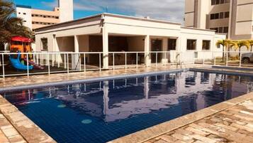 Piscina externa