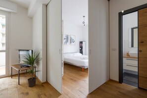 1 bedroom, iron/ironing board, WiFi