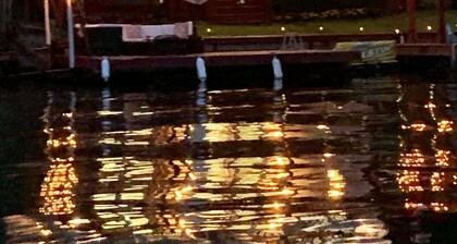 Cozy Cozy Cottage ~ Perfect Location On West Keuka Lake ~ Private Dock!