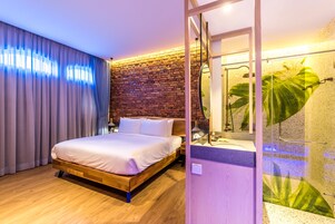 Habitación (Irving King) | Caja fuerte, escritorio, tabla de planchar con plancha y wifi gratis