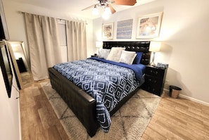 2 bedrooms, iron/ironing board, WiFi, bed sheets - Fontainebleau Sooo Scottsdale (Scottsdale)