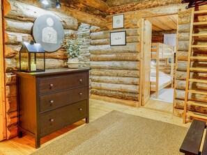 2 soveværelser, internetforbindelse