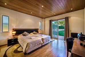 4 chambres, fer et planche à repasser, Wi-Fi, draps fournis