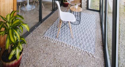 Sleeps 18 & Heated Pool & MiniGolf by Uptown Dallas