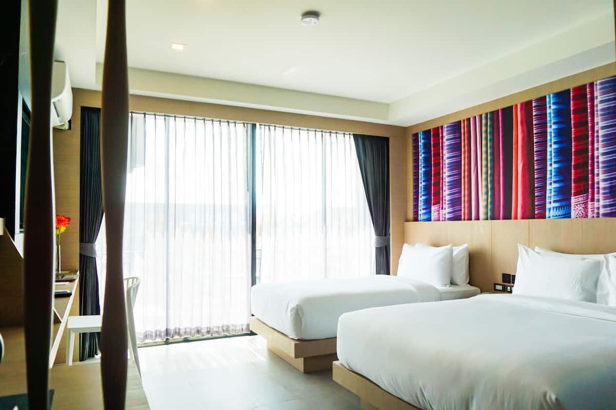 Superior Triple (Building B) | In-room safe, desk, iron/ironing board, free WiFi