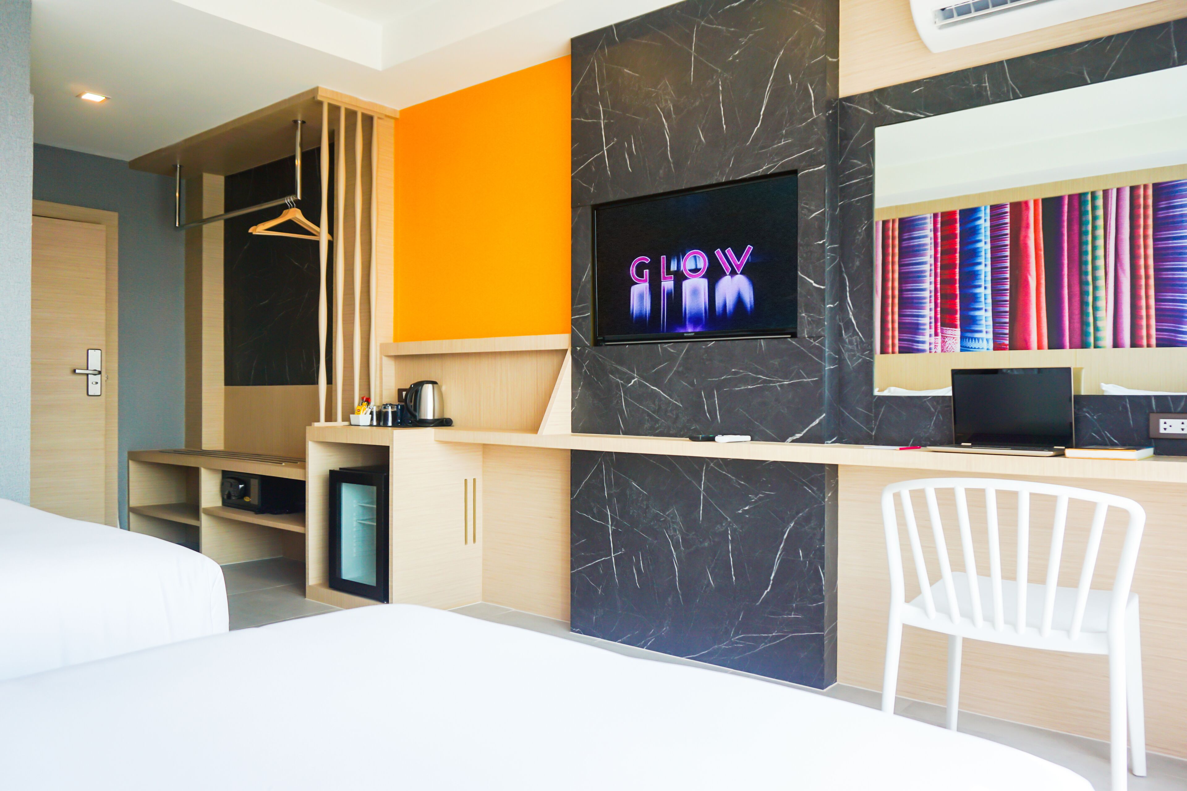 superior triple (building b) | 1 bedroom, in-room safe, desk, iron/ironing board