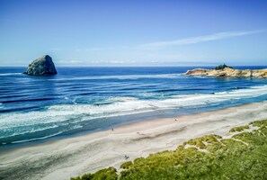 Beach - Wave Catchers (Pacific City)