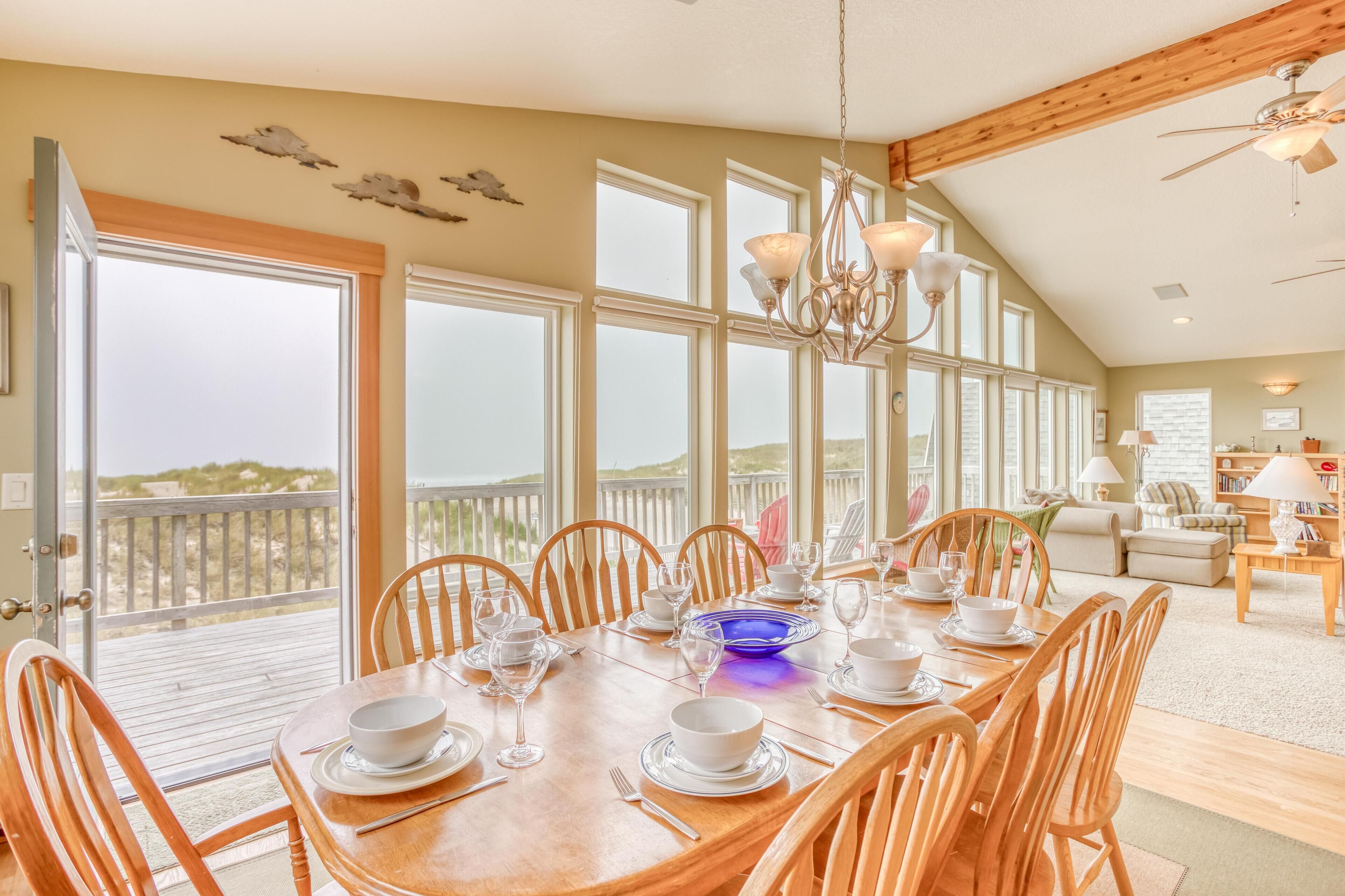 House, Multiple Beds (Wave Catchers) | Private kitchen