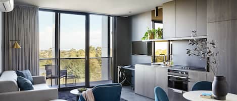 TV màn hình phẳng 40-inch có truyền hình cáp, Smart TV