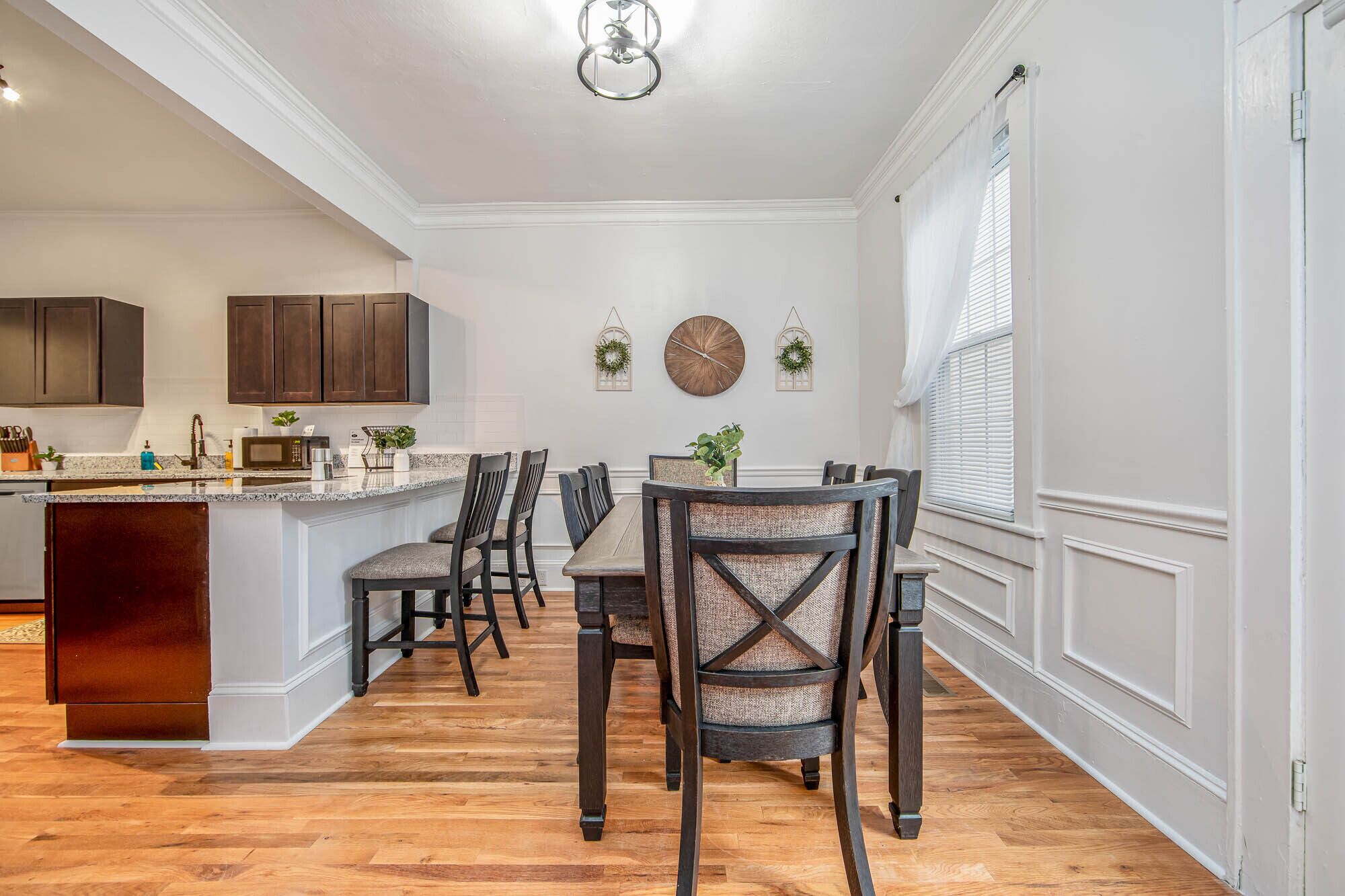 패밀리 아파트, 침실 4개, 욕실 2개 | 객실 내 식사 공간