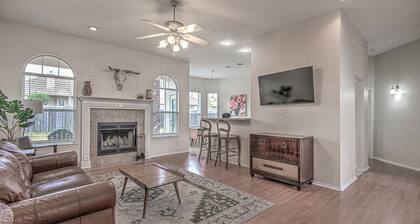 The Curry Drive Chalet