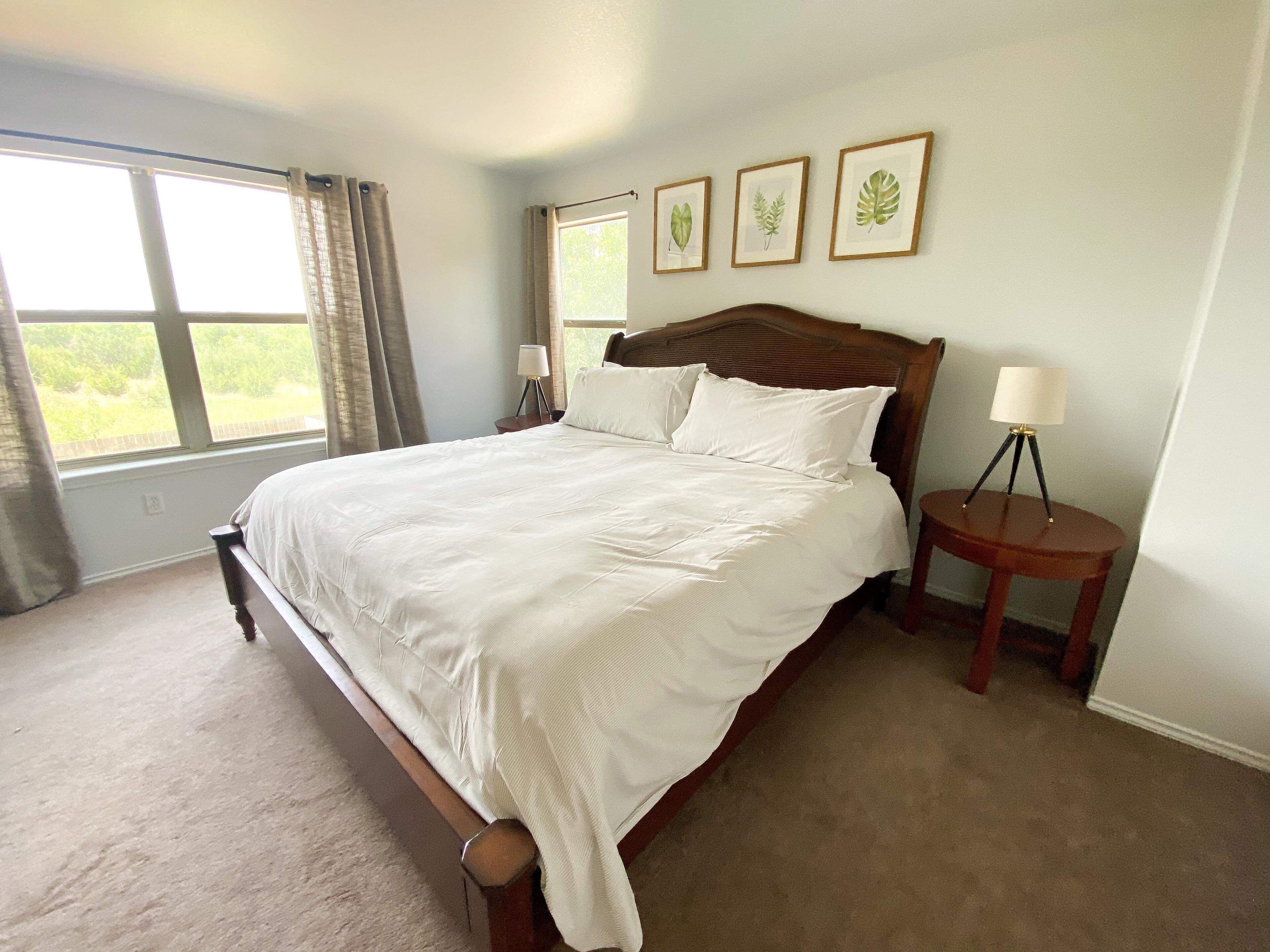 3 bedrooms, bed sheets