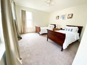 3 bedrooms, bed sheets