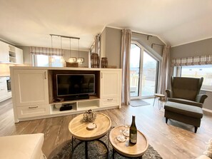 Fernseher, Tischtennisplatte