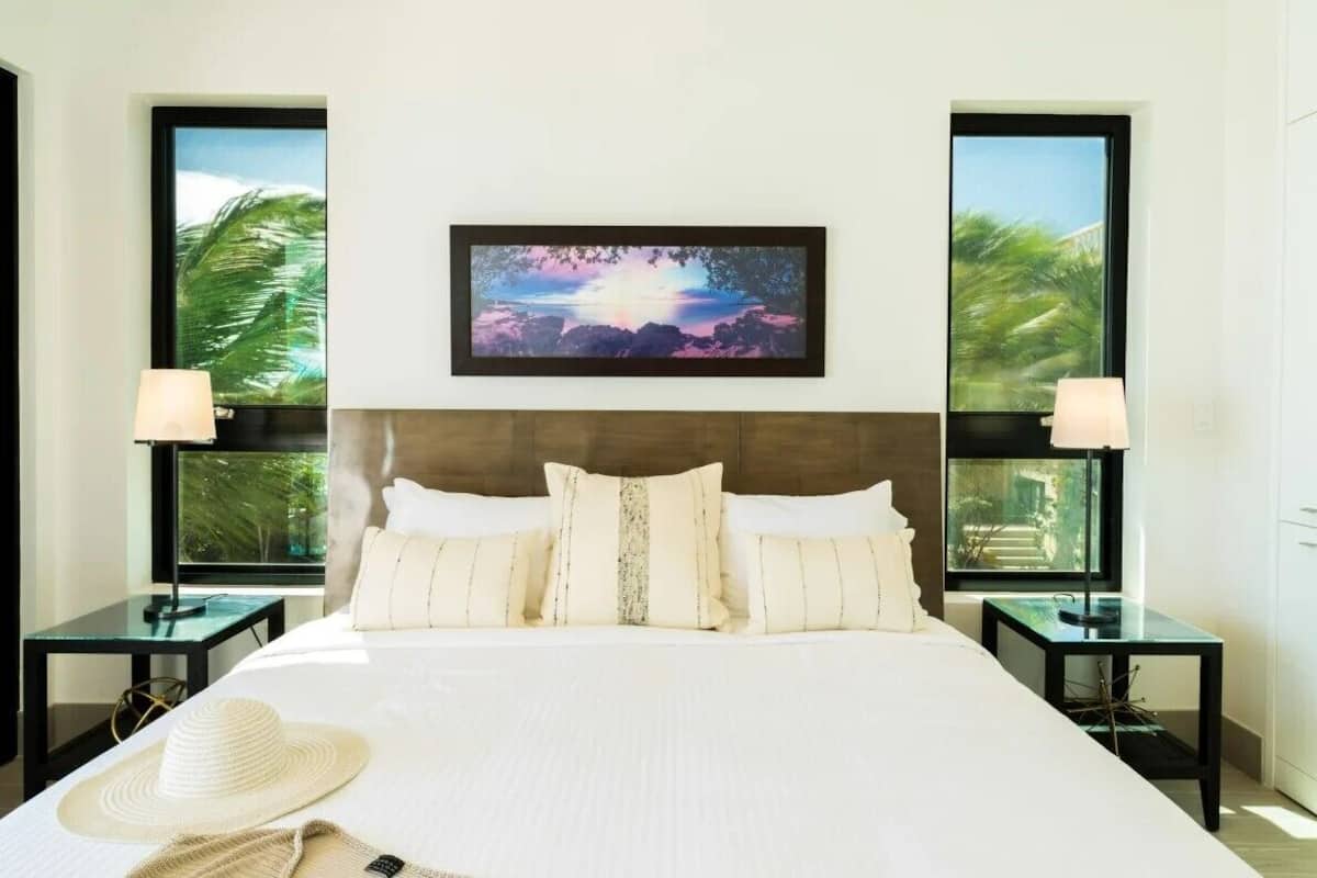 Luxury Two Bedroom Ocean View | 3 bedrooms, minibar, in-room safe, blackout curtains