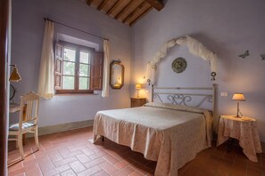 Villa | 6 bedrooms, iron/ironing board, free WiFi, bed sheets - Villa Montelopio (Peccioli)
