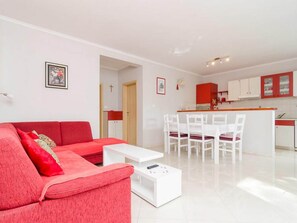 Apartment (Two-Bedroom Apartment with Terrace) | Private kitchen | Fridge - Apartments Matuško Mljet (Mljet)
