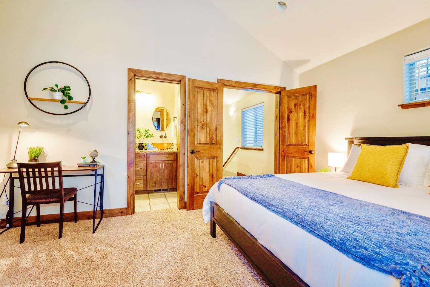 3 bedrooms, desk, free WiFi, bed sheets