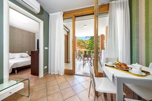 1 Schlafzimmer, Zimmersafe, Verdunkelungsvorhänge, Bügeleisen/Bügelbrett