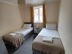 2 chambres, fer et planche Ă repasser, Wi-Fi gratuit