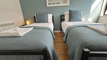 1 bedroom, iron/ironing board, free WiFi