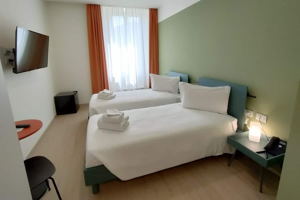 Classic Double Room | Free WiFi, bed sheets